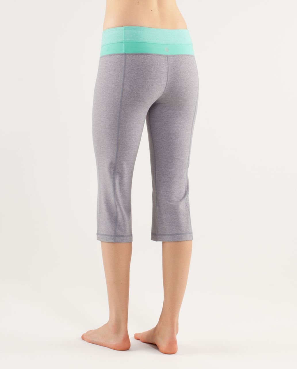 Lululemon Groove Crop - Heathered Fossil /  Heathered Menthol /  Menthol