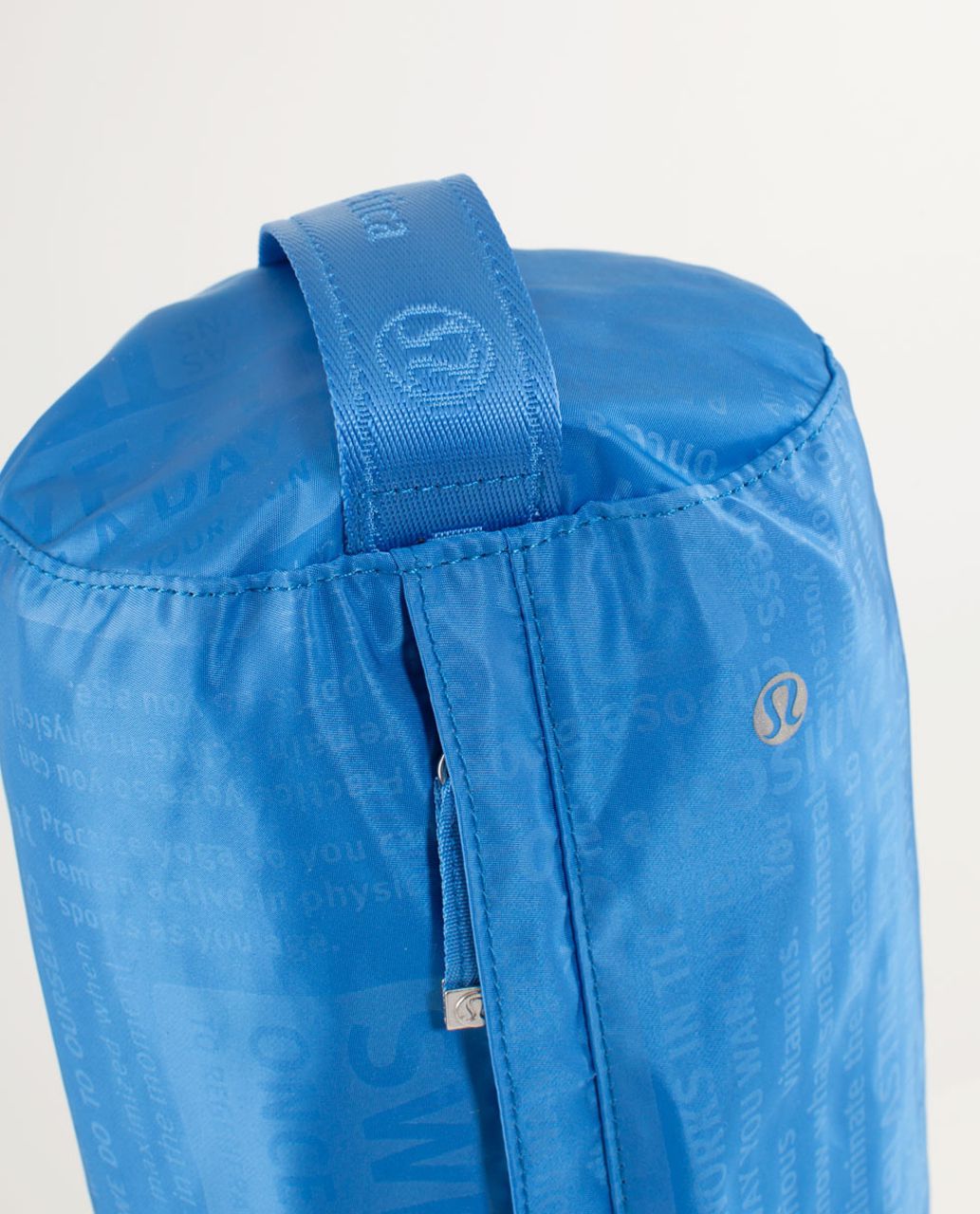 Lululemon Namaste Yoga Tote III - Classic Manifesto Embossed Porcelaine