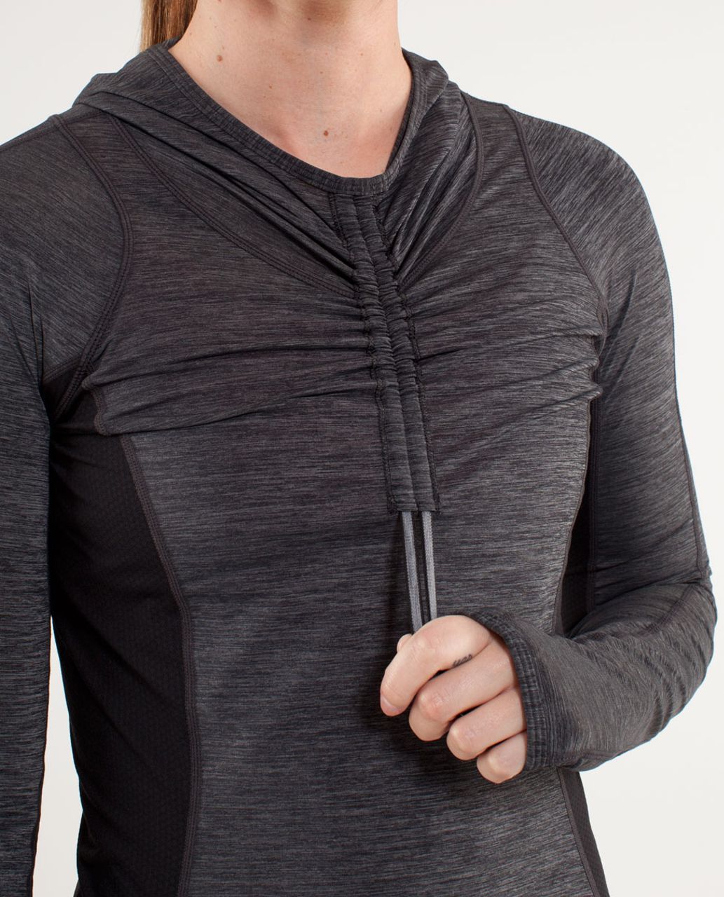 Lululemon Run:  In The Sun Pullover - Black