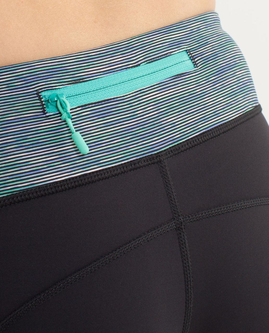 Lululemon Run:  Excel Crop - Deep Coal /  Wee Are From Space Deep Coal May Multi /  Menthol