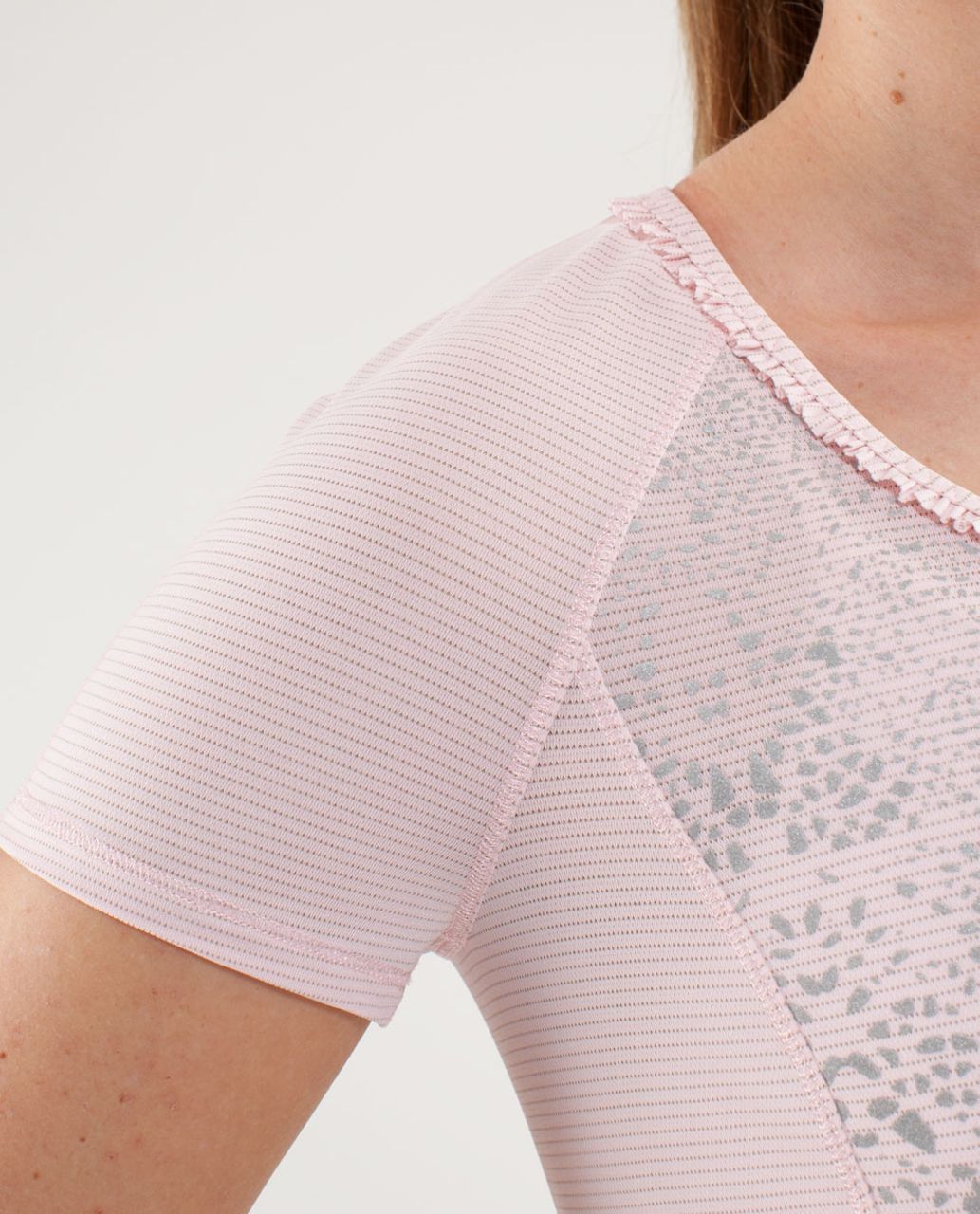 Lululemon Run:  Wild Short Sleeve Tech - Blush Quartz /  Cut-out Lace Reflective Print