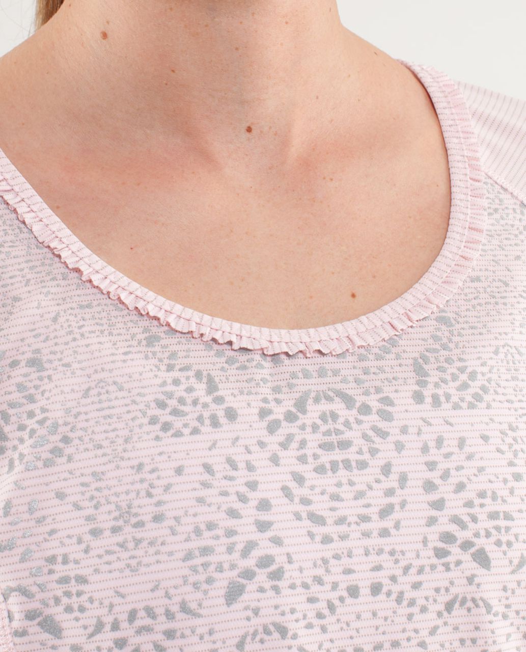 Lululemon Run:  Wild Short Sleeve Tech - Blush Quartz /  Cut-out Lace Reflective Print