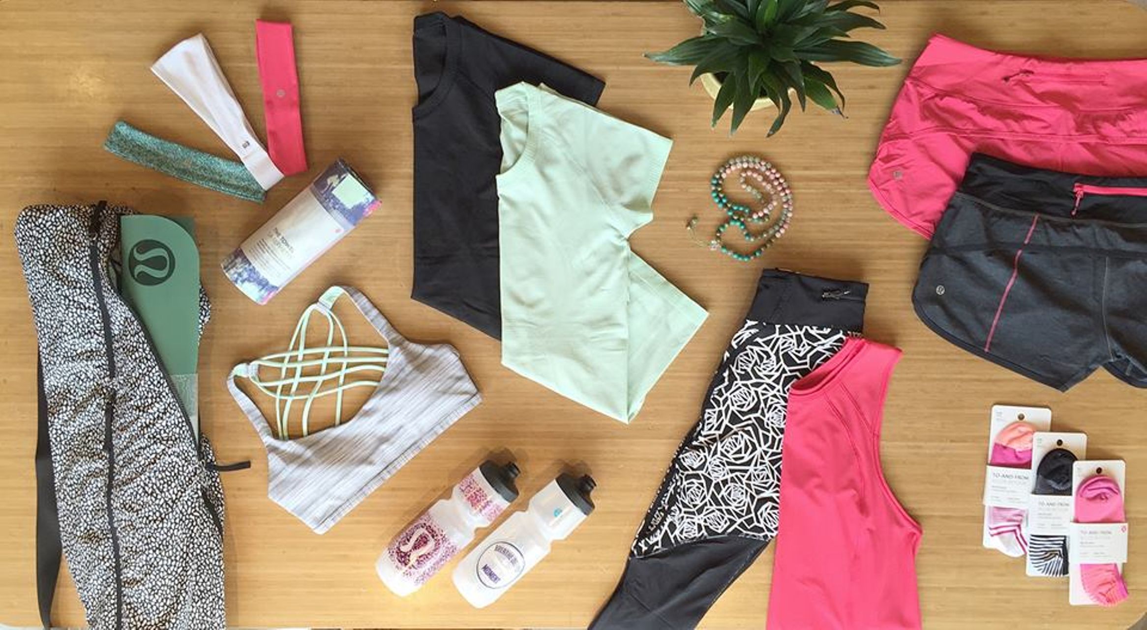 Lululemon Speed Short - Boom Juice