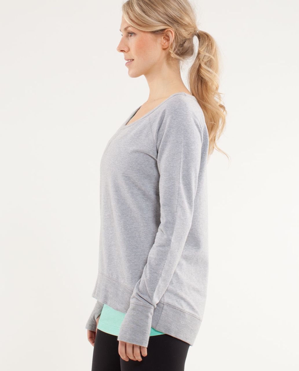 Lululemon Meditate Pullover - Heathered Fossil