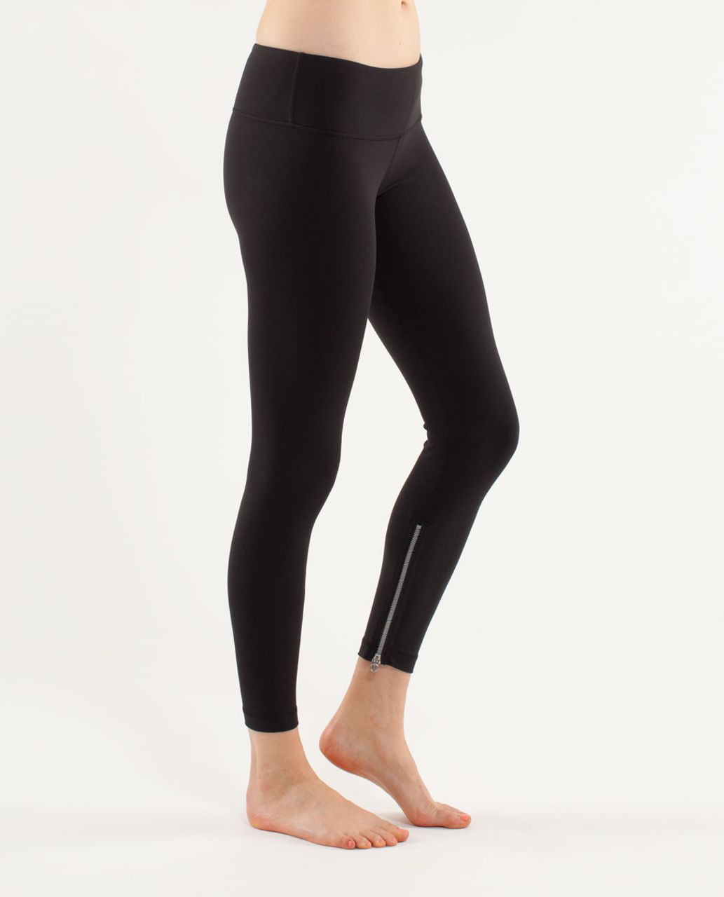 Lululemon Leggings Capri Workout Back & Side Pockets Black Women's Size 8