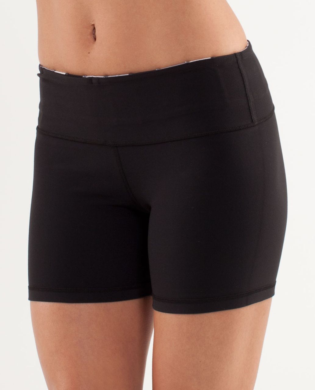 Lululemon Groove Short Black Luon Tight Fit Reversible Spanx Booty Shorts 2