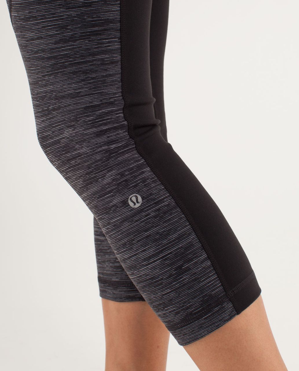 Lululemon Polocrosse Crop - Wee Are From Space Black Combo