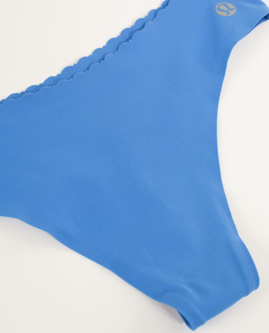 Lululemon Groovy Thong - Porcelaine