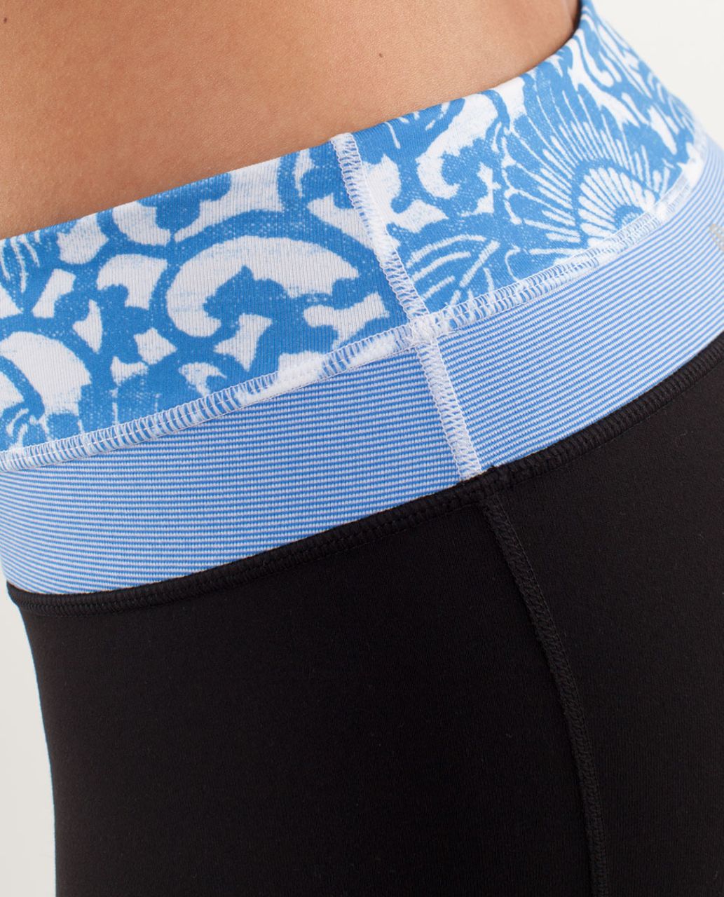 Lululemon Groove Pant (Regular) - Black /  Beachy Floral White Porcelaine /  Wee Stripe White Porcelaine