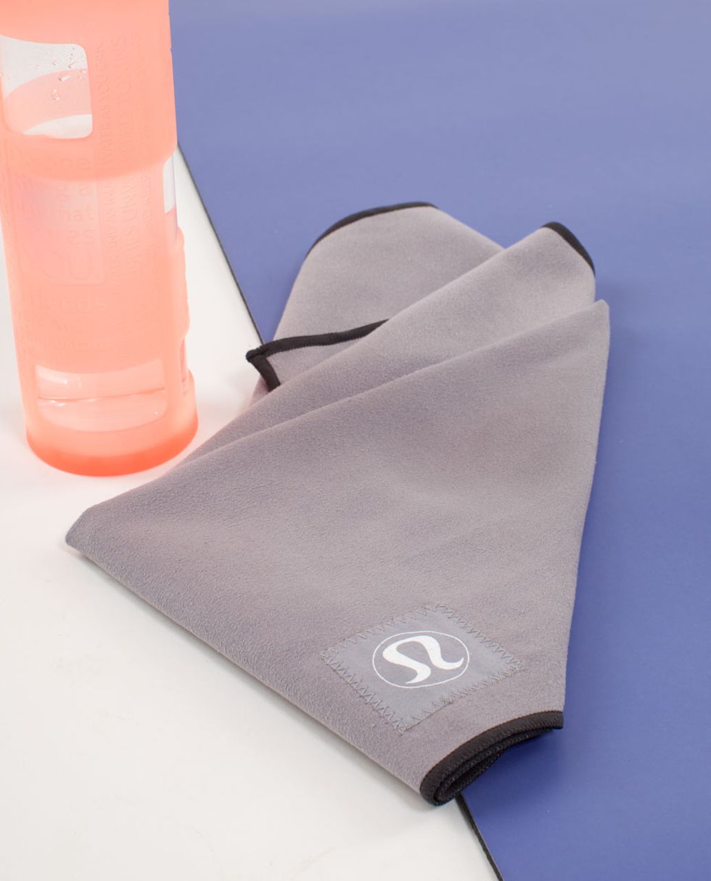 Lululemon Small Manduka Towel - Fossil / Deep Coal