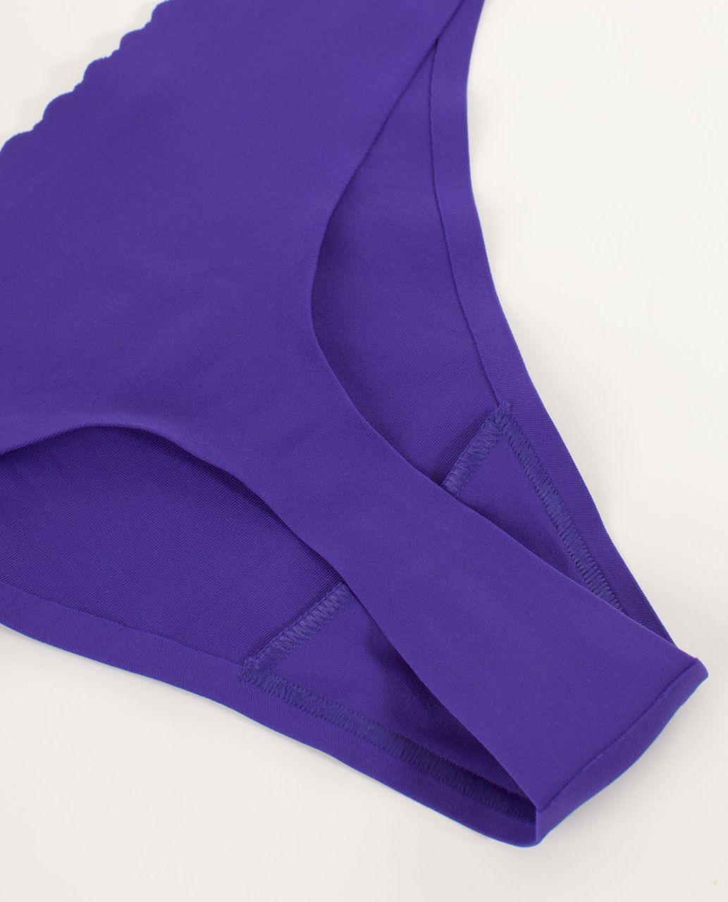 Lululemon Groovy Thong - Bruised Berry