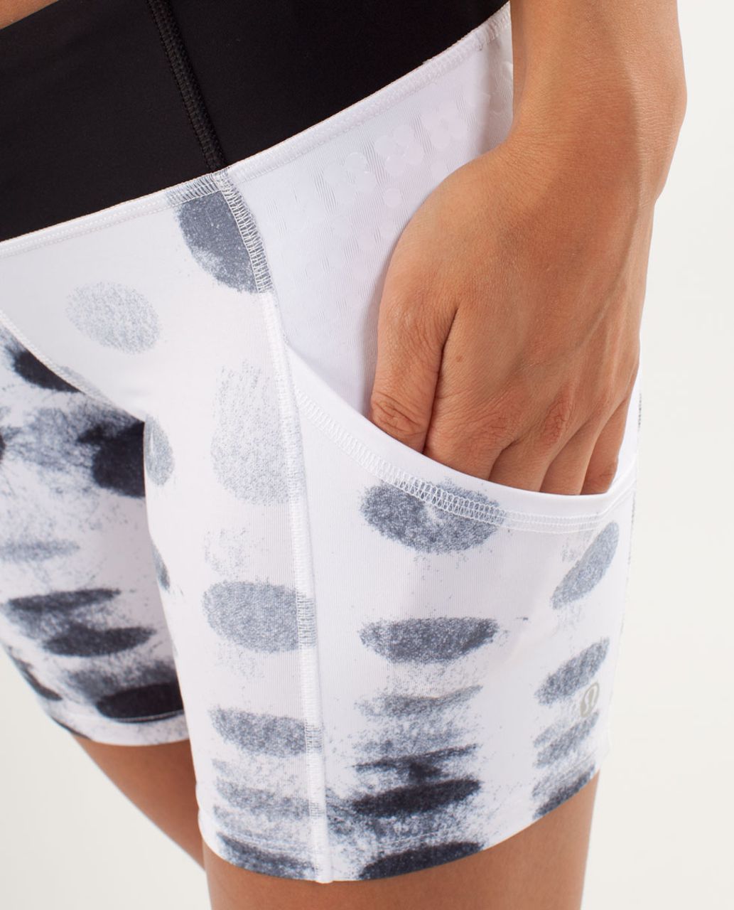 Lululemon Run:  Dart and Dash Short - Seaside Dot White / Black / White / Black