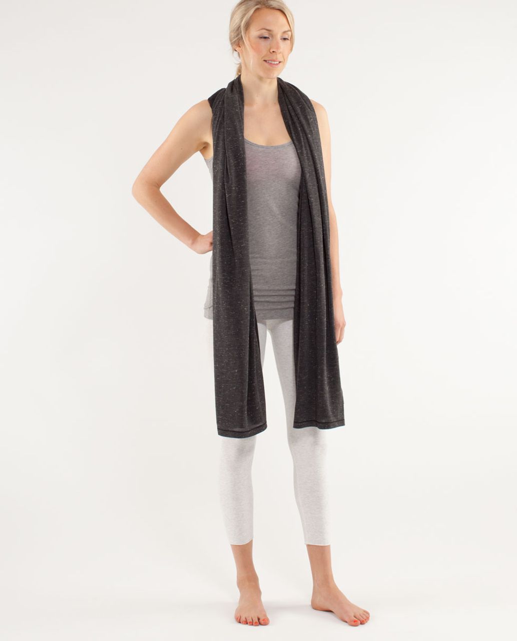 Lululemon Deep Thoughts Scarf - Heathered Black /  Black