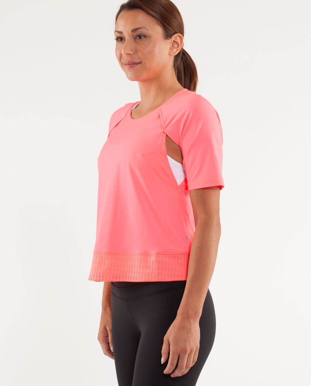 Lululemon Sun Runner Short Sleeve - Flash Light