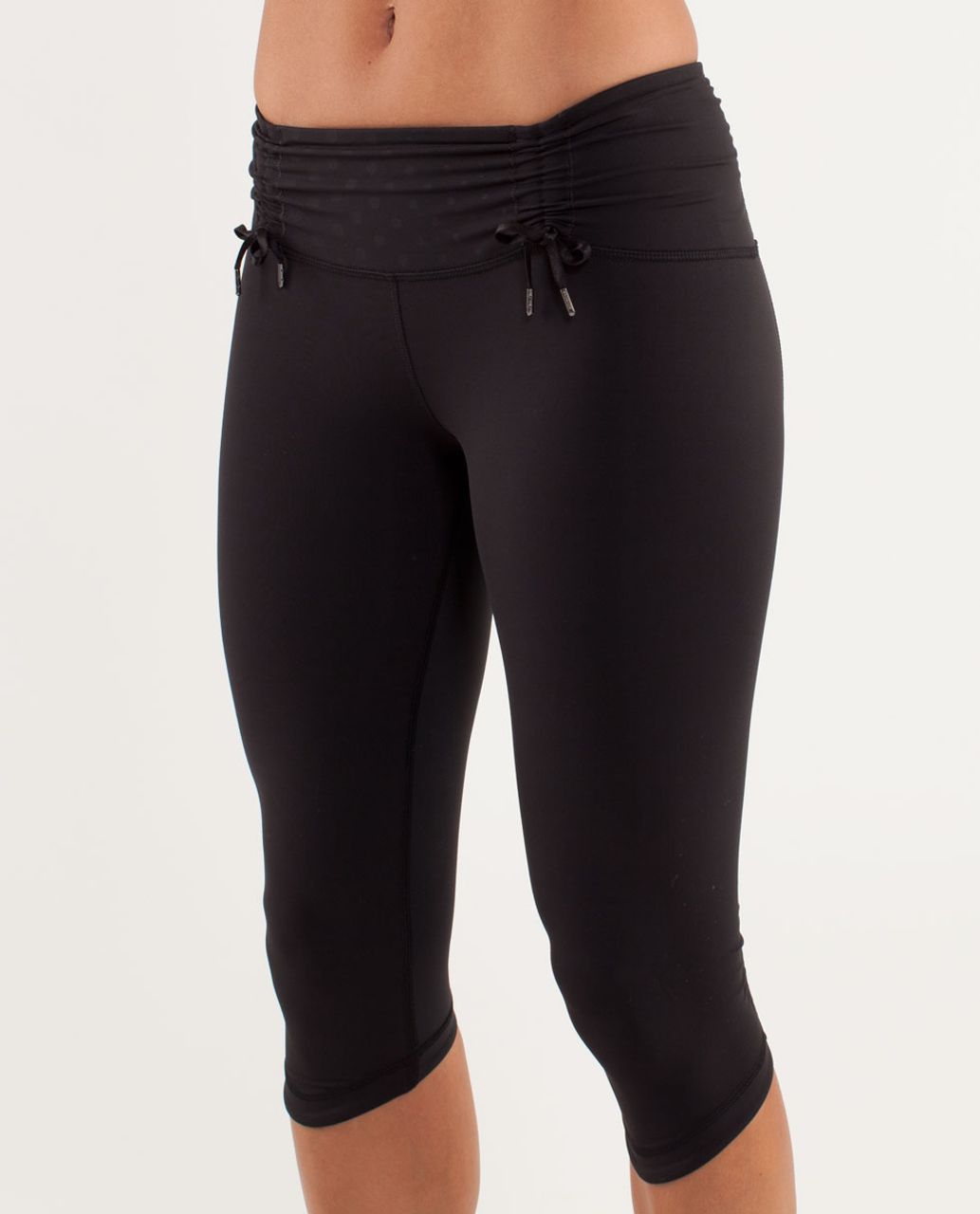 Lululemon Some Like It Hot Crop - Black / Faded Dot Embossed Black