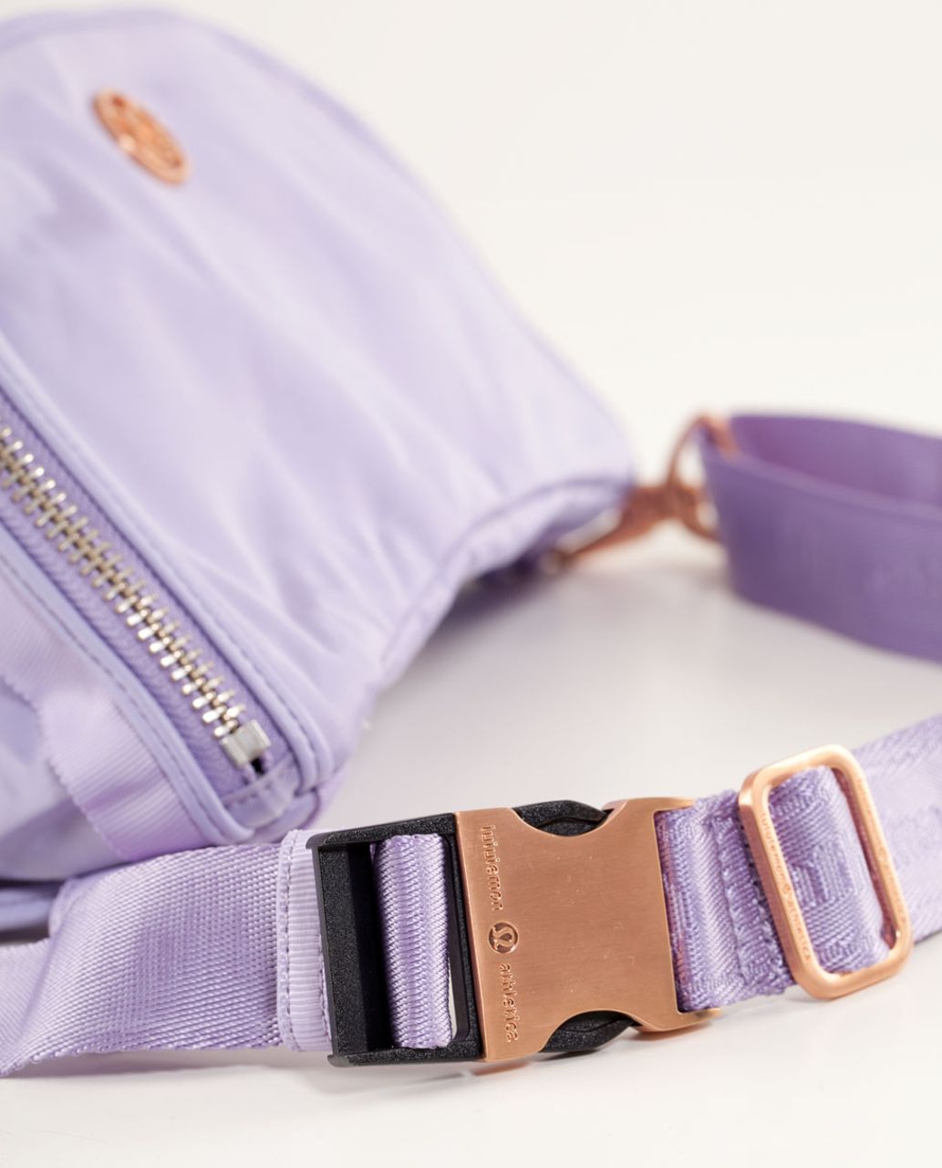 Lululemon Good Fortune Bag - Lilac