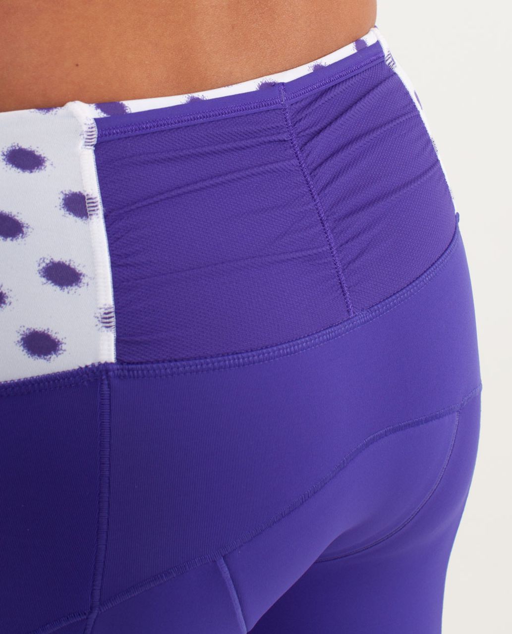 Lululemon Presta Padded Short - Bruised Berry / High Noon Dot White / Bruised Berry