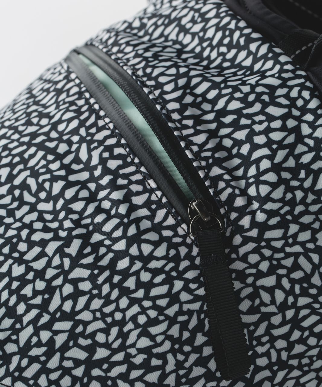 Lululemon Run All Day Backpack - Miss Mosaic Black / Black