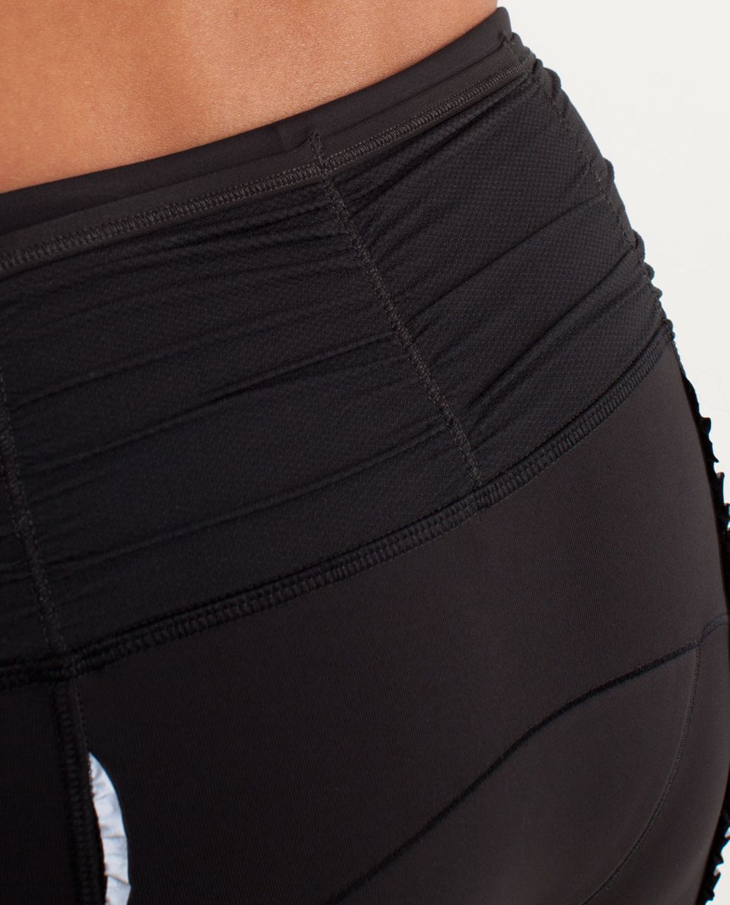 Lululemon Velo Vixen Short - Black