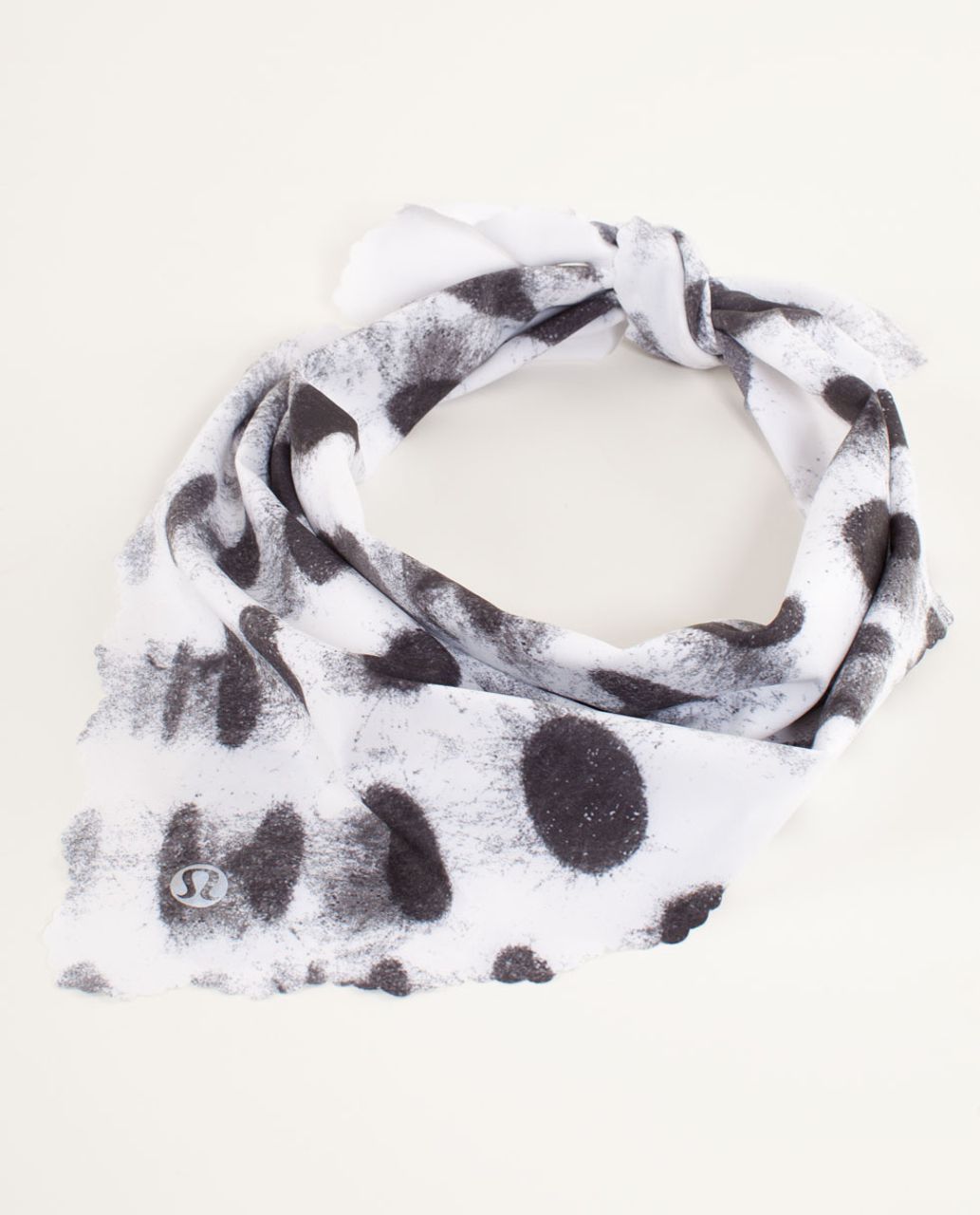 Lululemon Barely There Bandana - Seaside Dot White / Black