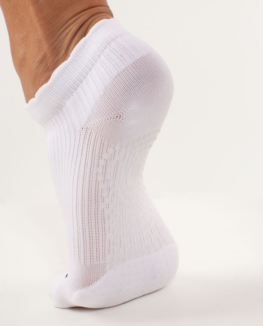 Lululemon The Method Sock - White