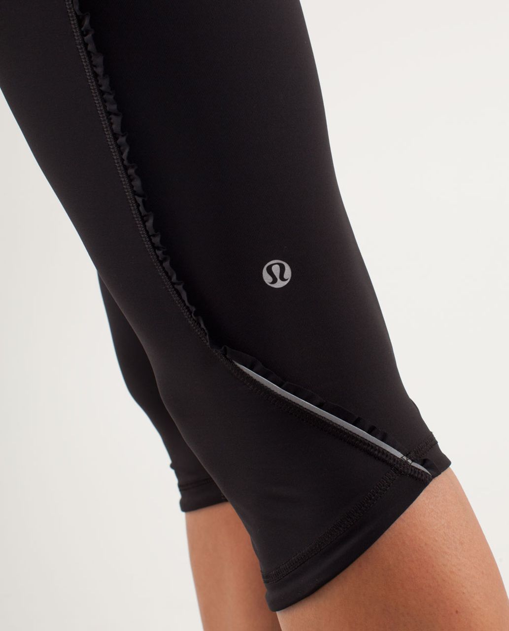 Lululemon Run: Fast And Free Crop - Black / Metallic Silver / Coal - lulu  fanatics