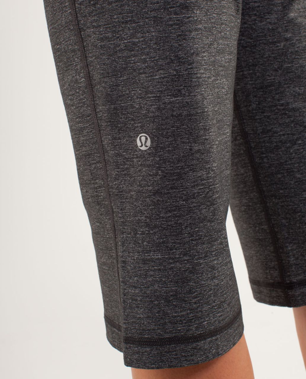 Lululemon Clam Digger II - Heathered Deep Coal