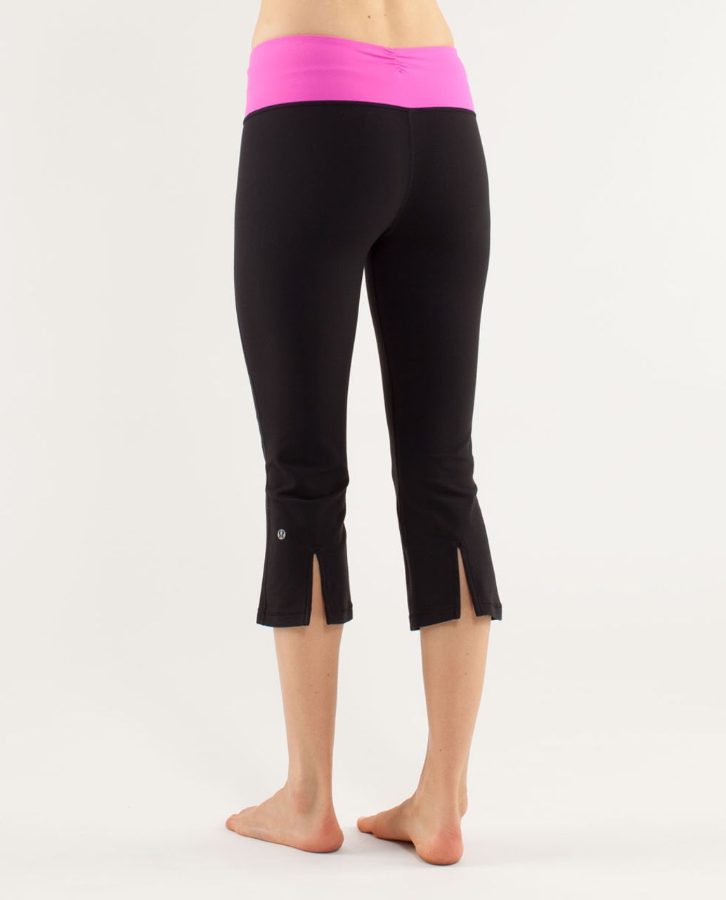 Lululemon Gather & Crow Crop - Black /  Pow Pink