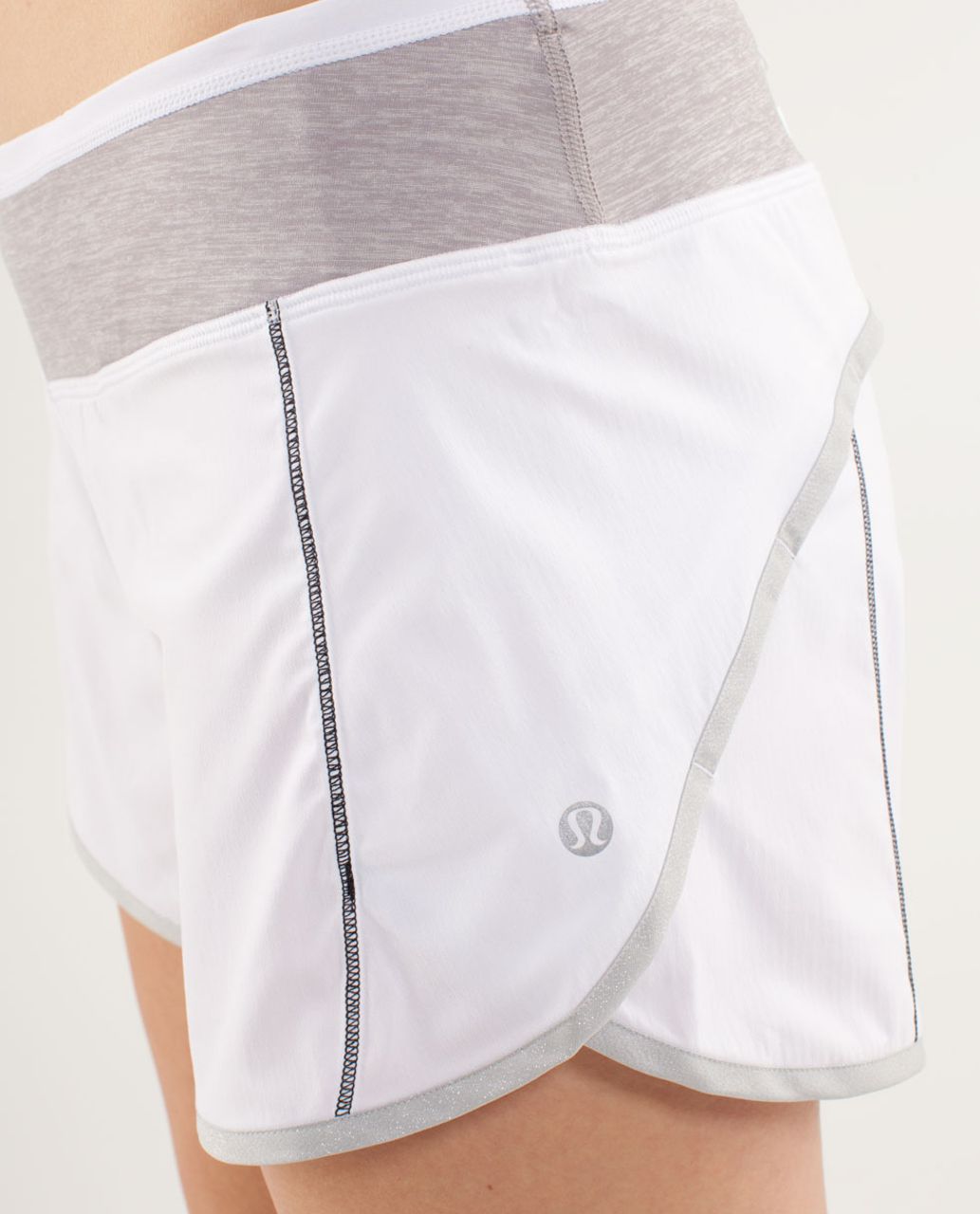 Lululemon Turbo Run Short - White / Metallic Silver