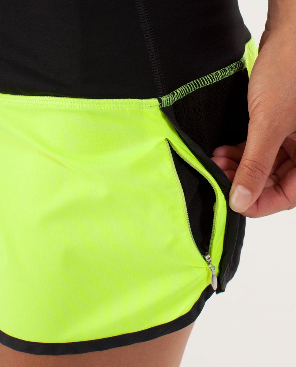 Lululemon Run:  Sun Sprinter Short - Ray / Black