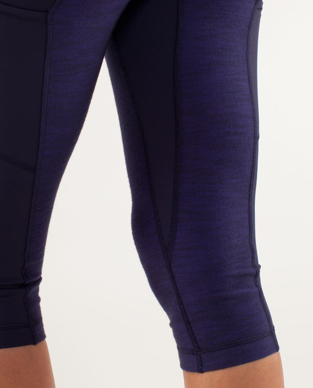 Lululemon Discover Crop - Deep Indigo Slub Denim / Deep Indigo / Bruised Berry