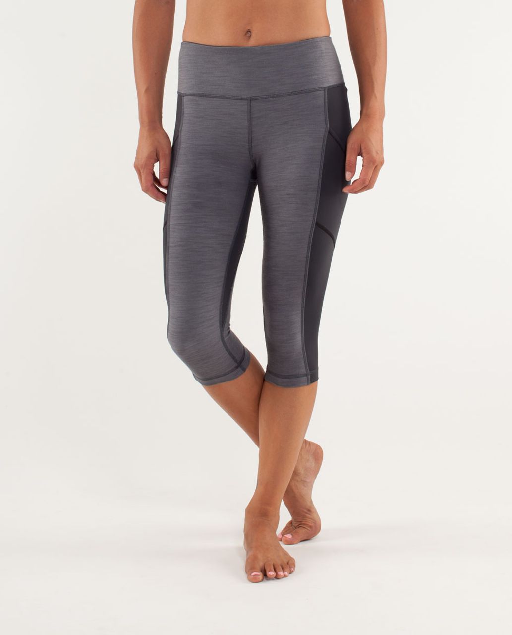 Lululemon Discover Crop - Coal Fossil Slub Denim / Deep Coal