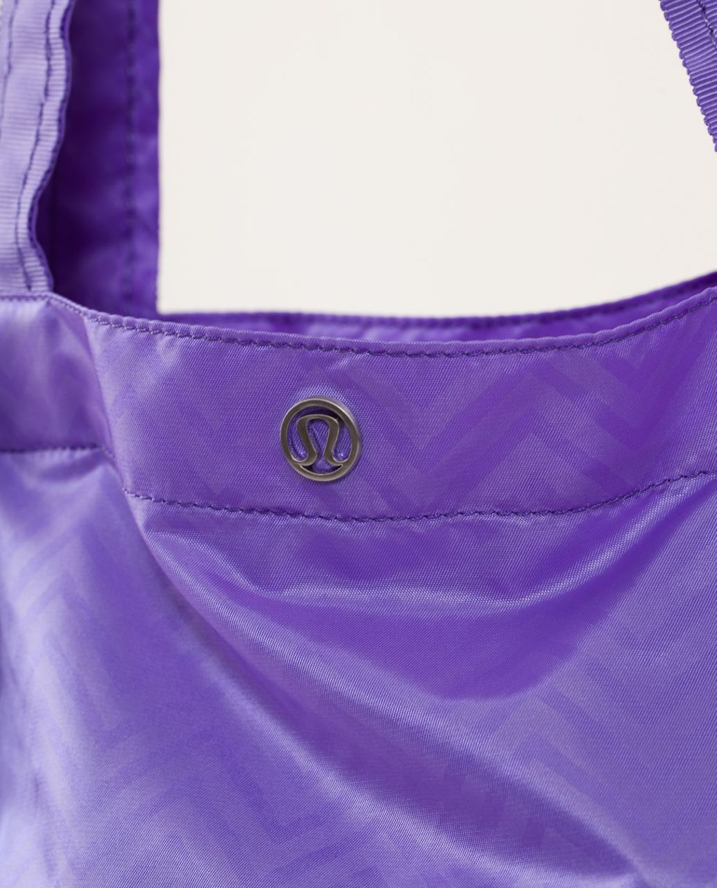 Lululemon Pack Your Practice Bag - Squiggle Emboss Power Purple