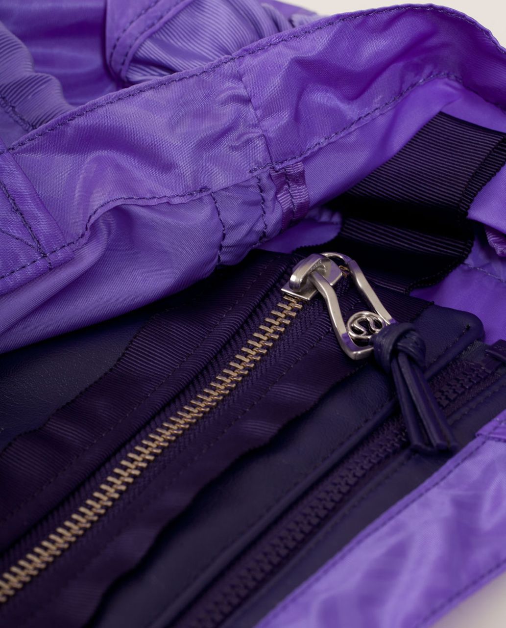 Lululemon Pack Your Practice Bag - Squiggle Emboss Power Purple