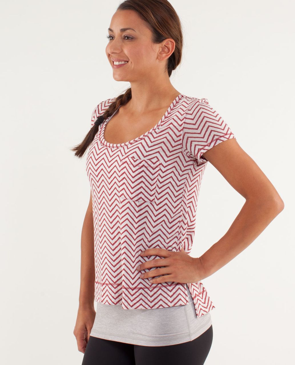 Lululemon Perfect Layer Tee - Textured Chevron Burnout Deepest Cranberry