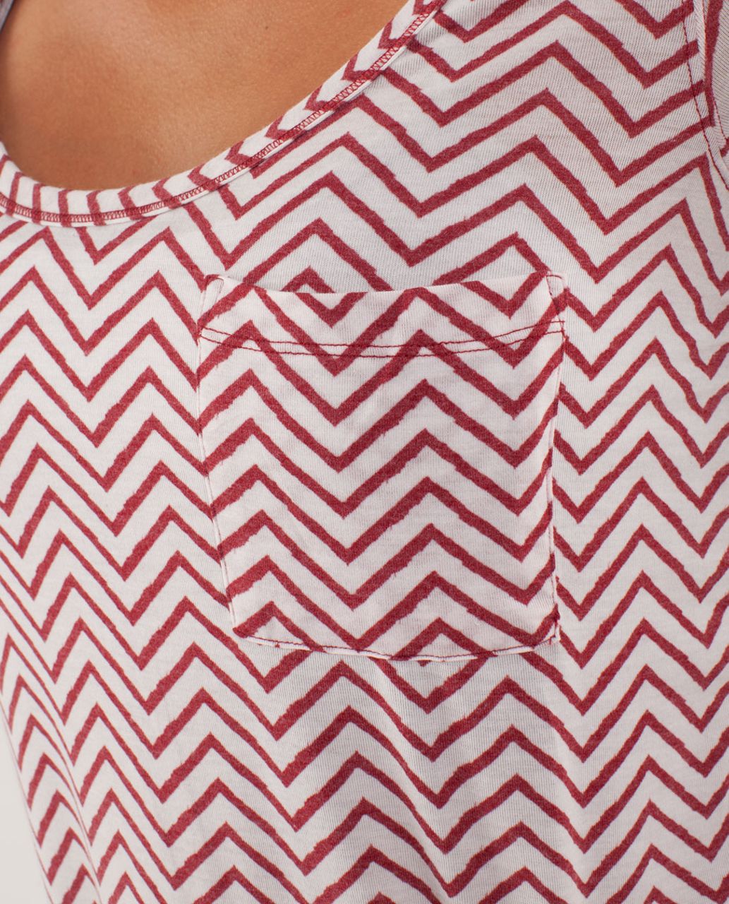 Lululemon Perfect Layer Tee - Textured Chevron Burnout Deepest Cranberry