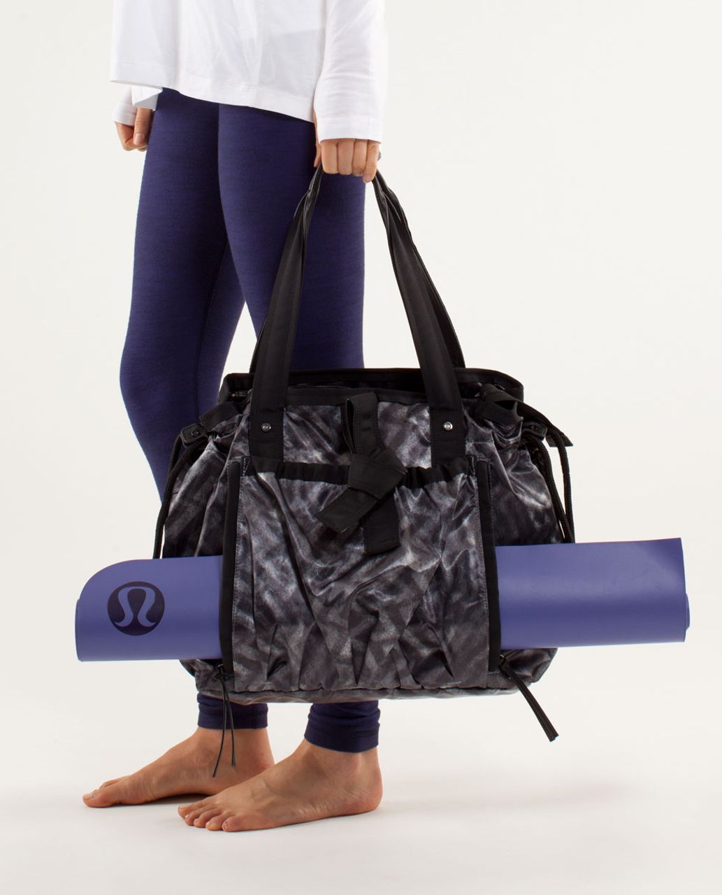 Lululemon Om Tote - Blazer Print - lulu 