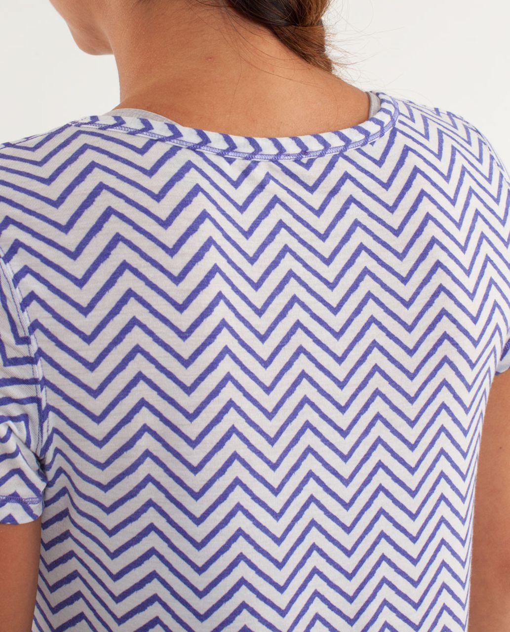 Lululemon Perfect Layer Tee - Textured Chevron Burnout Power Purple