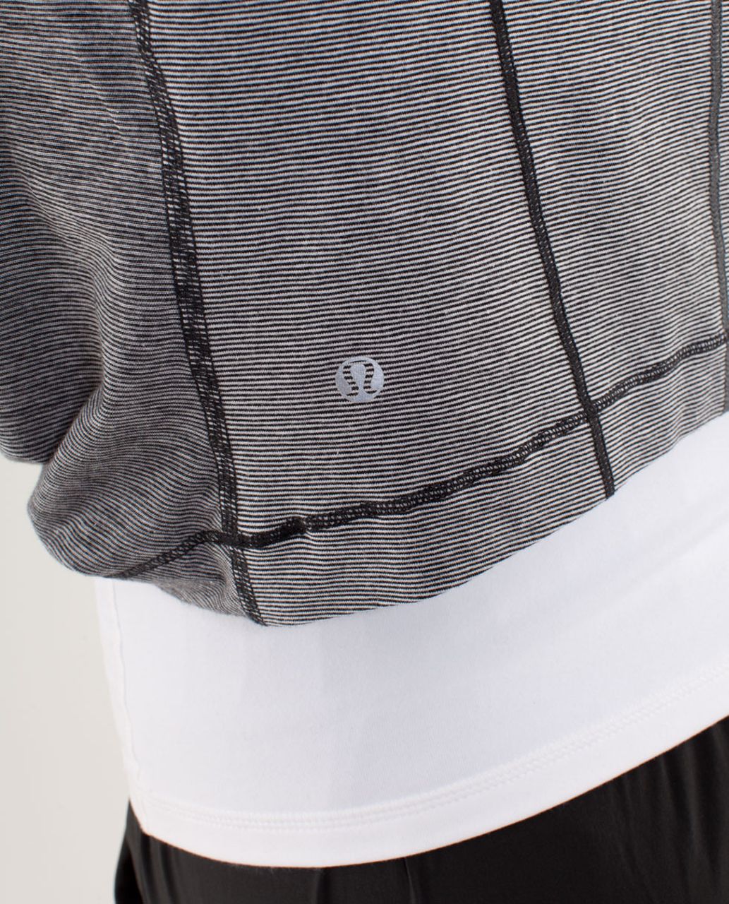 Lululemon Iconic Wrap - Wee Stripe White Black