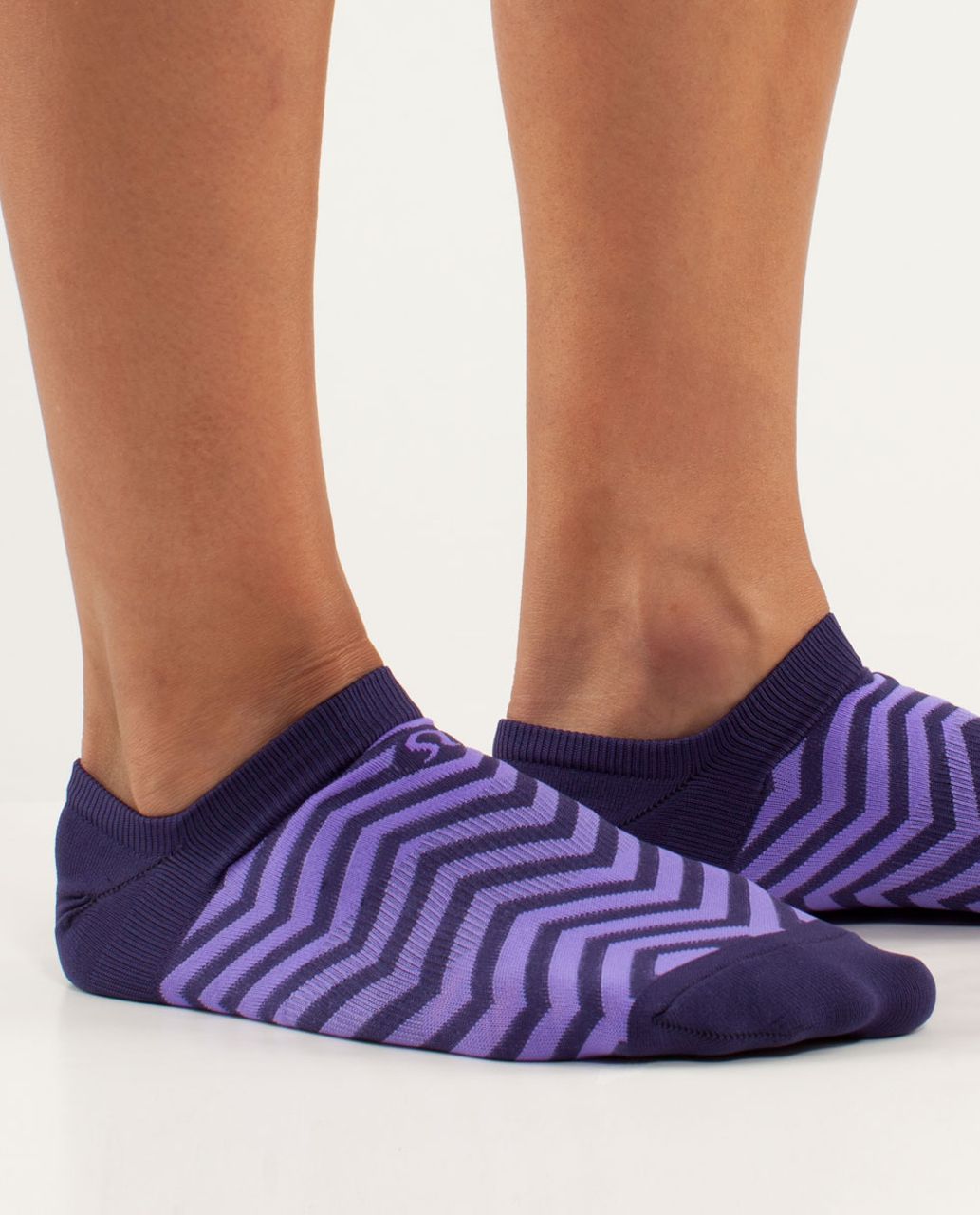 Lululemon Women's Featherweight Sock - Chevron Dense Purple / Power Purple