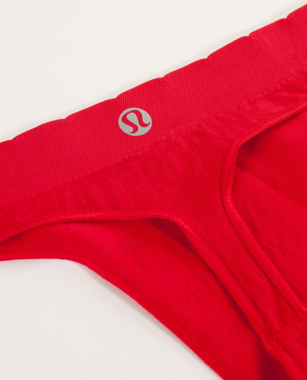 Lululemon Premium Technithong - Currant