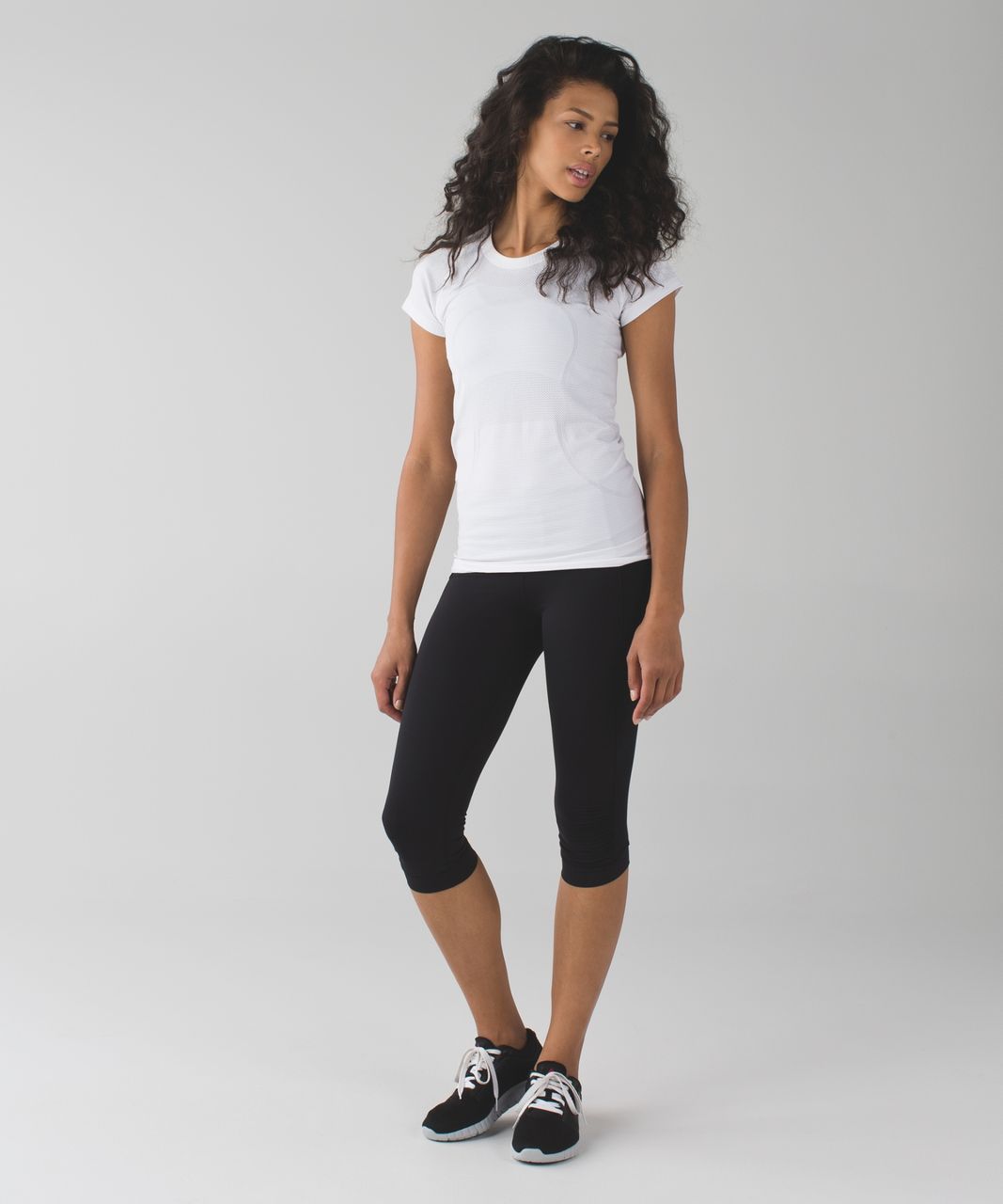 Lululemon Stop At Nothing Crop - Black