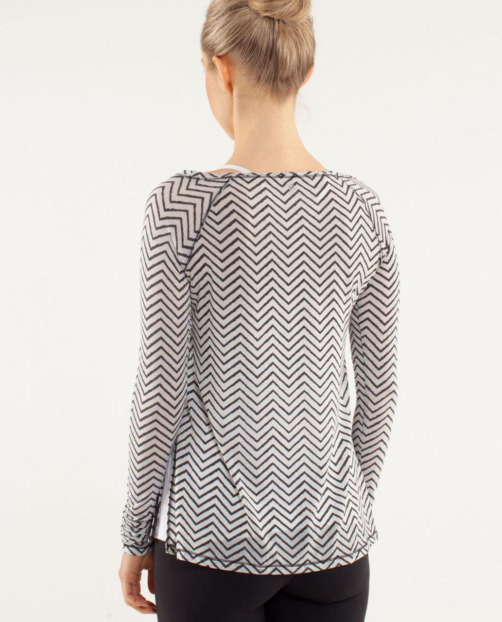 Lululemon Presence Of Mind Long Sleeve - Textured Chevron Burnout Black