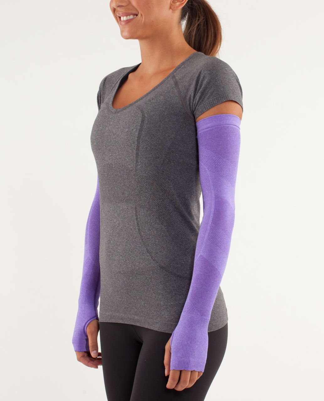 Lululemon Swiftly Armwarmers *Special Edition - Power Purple
