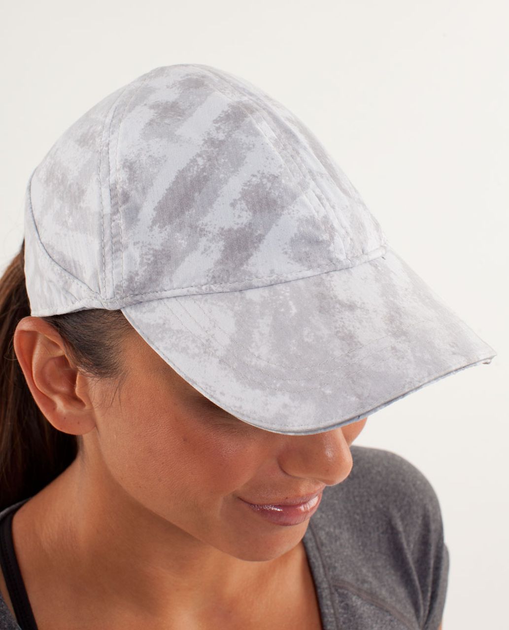 Lululemon Go The Distance Run Hat - Blazer Print / White