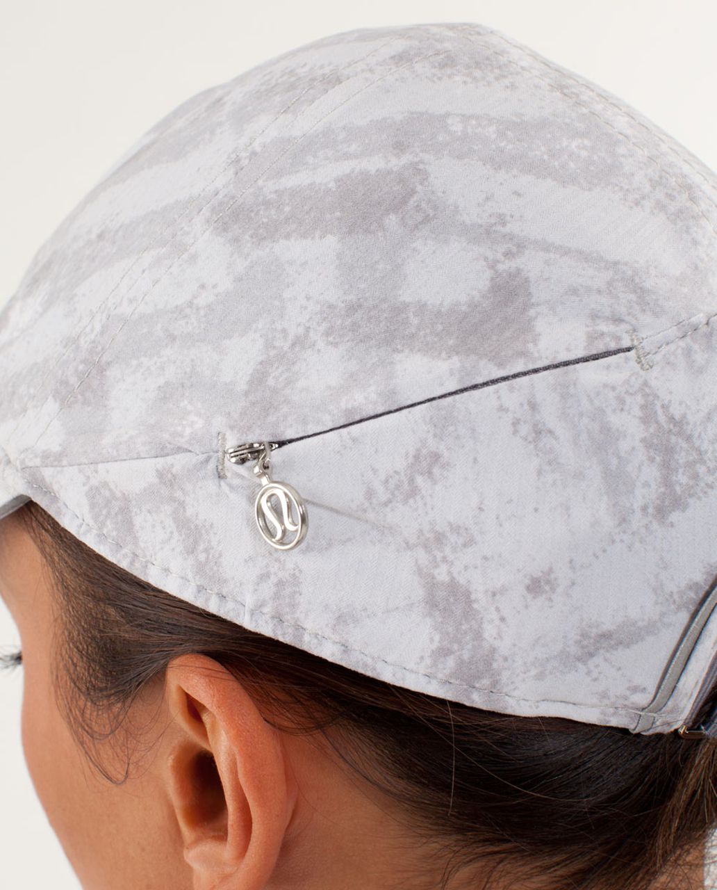 Lululemon Go The Distance Run Hat - Blazer Print / White