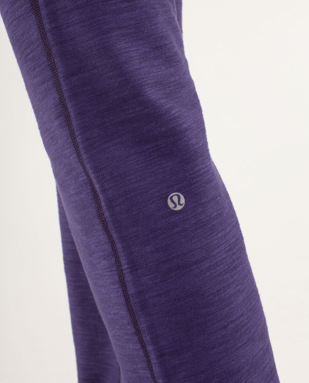 LULULEMON ASTRO PANTS PLUM RASPBERRY WOMEN'S SIZE 4