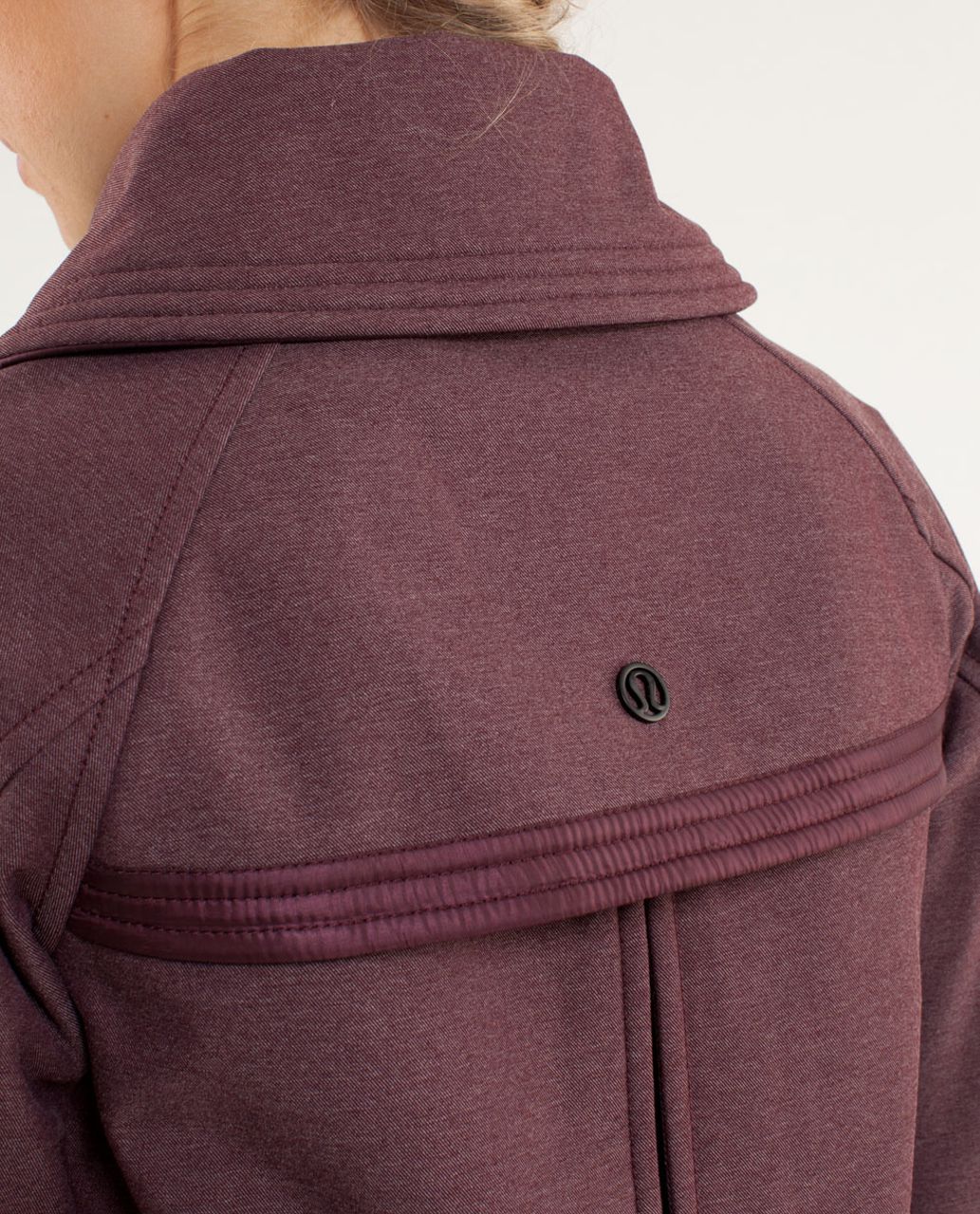 Lululemon Coco Softshell - Bordeaux Drama