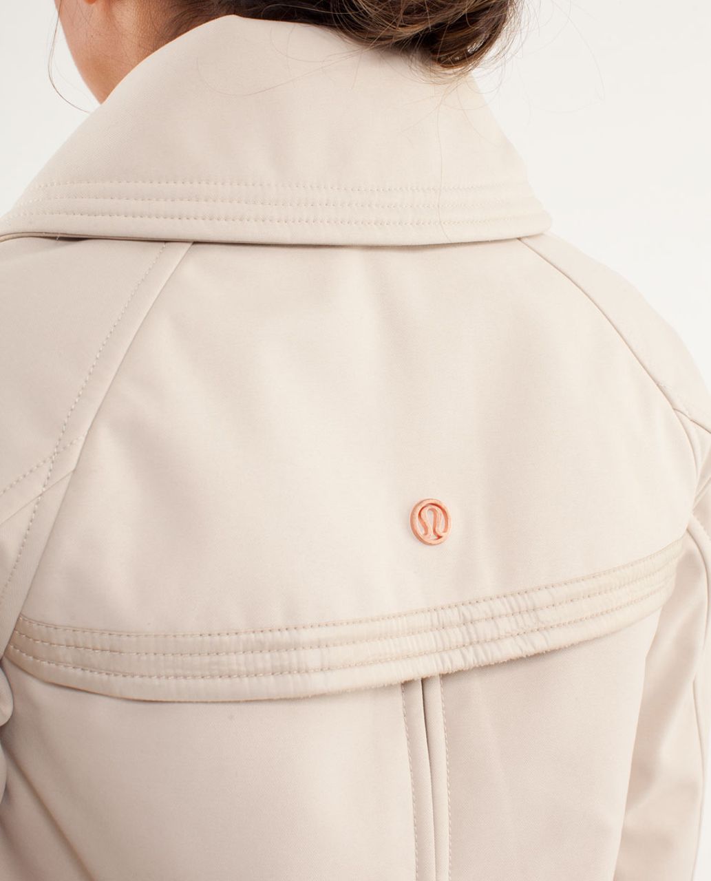 Lululemon Coco Softshell - Cashew