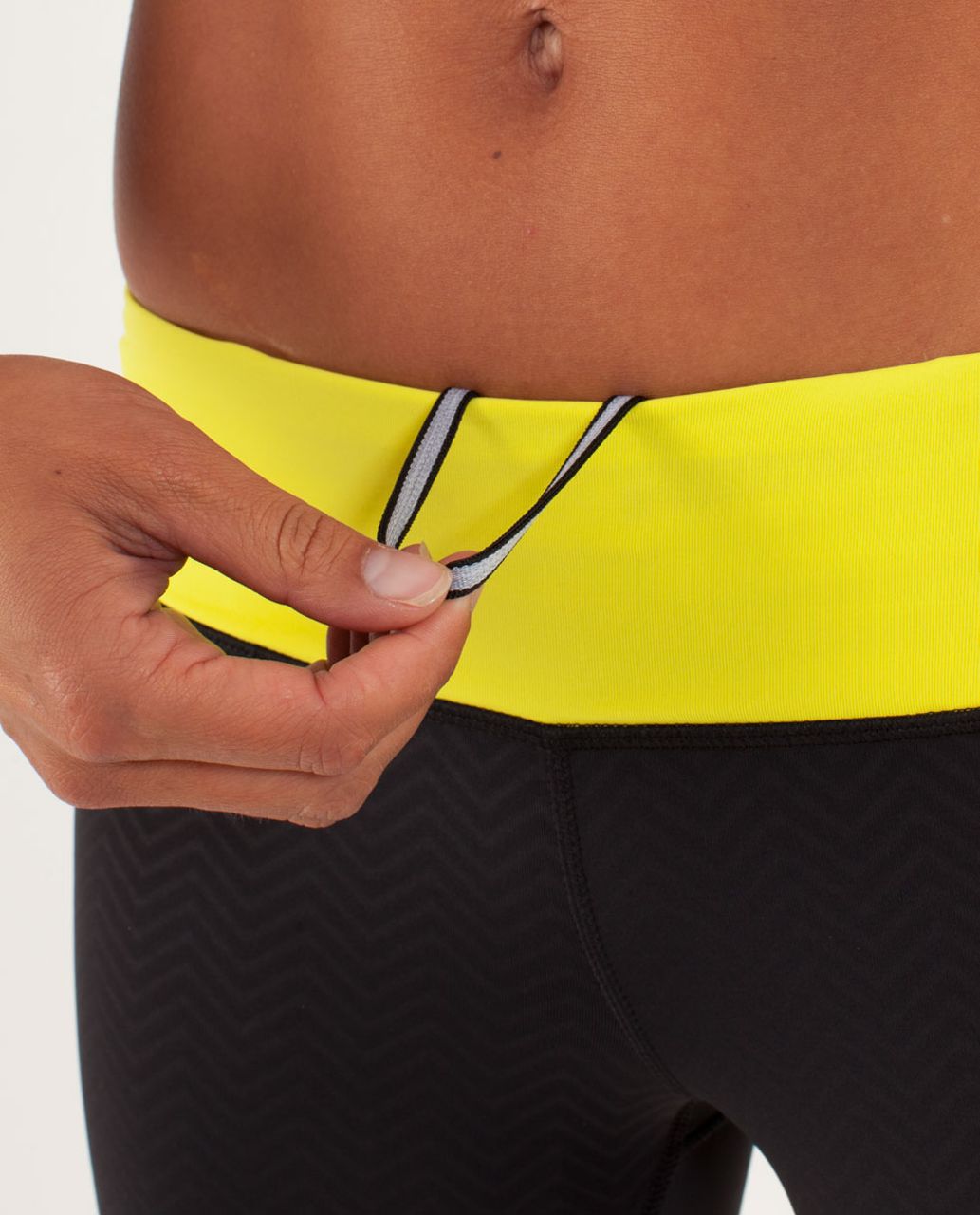 Lululemon Run:  Fast And Free Crop - Mini Squiggle Emboss Black / Split Pea